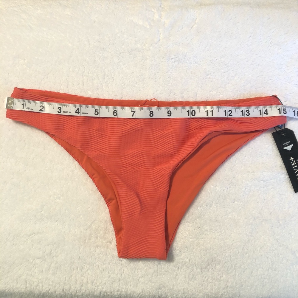 🌺🌼Tavik - Ali Camellia Textured Amalfi Swim Bottom - Picture 5 of 16